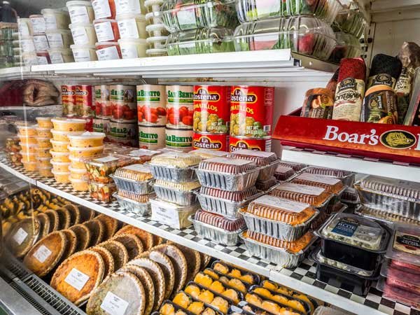 Prepared Foods and Groceries ~ Oak Grove Market